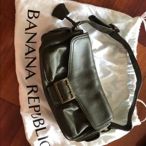 Leather banana republic purse